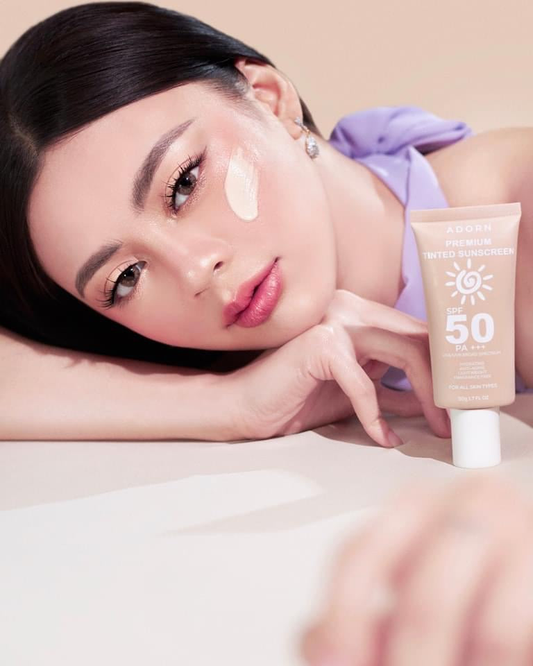 Adorn Premium Tinted Sunscreen SPF50 PA+++ 50g