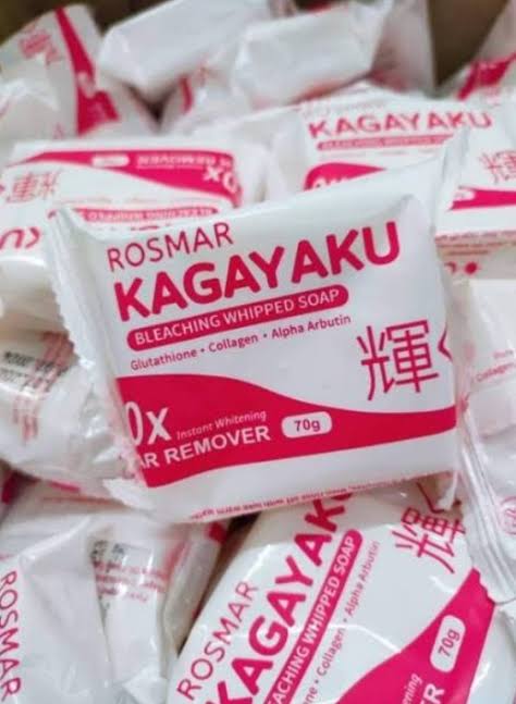 Rosmar Kagayaku Bleaching Whipped (Vanilla Scent) Soap 70g